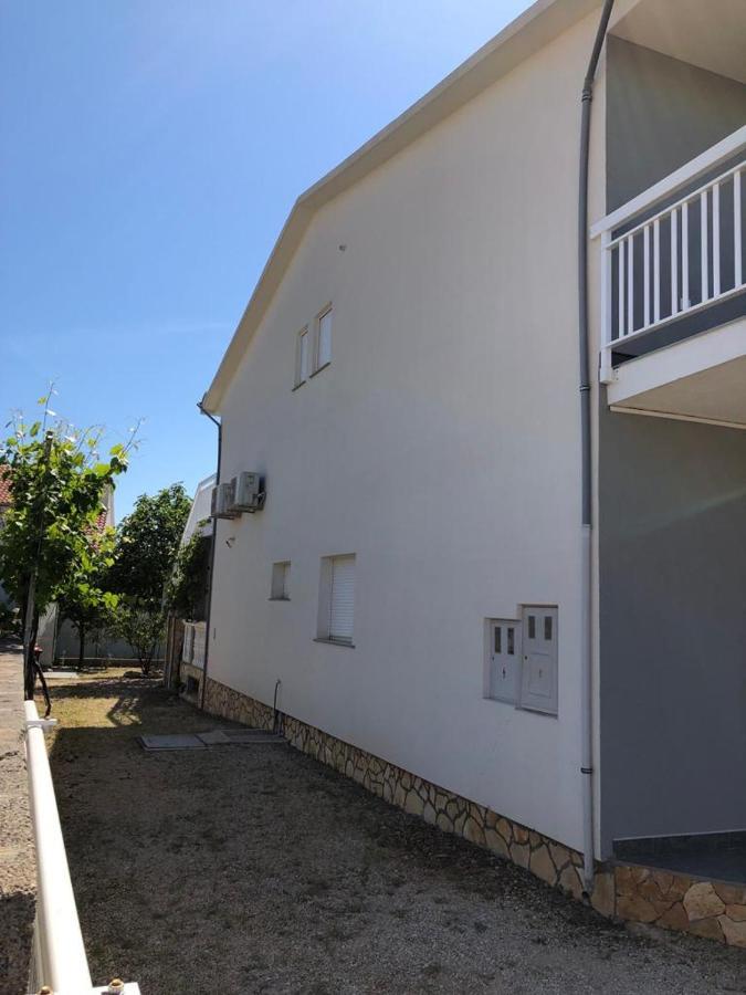 Apartmani Bolero - Obiteljski Odmor 沃迪切 外观 照片