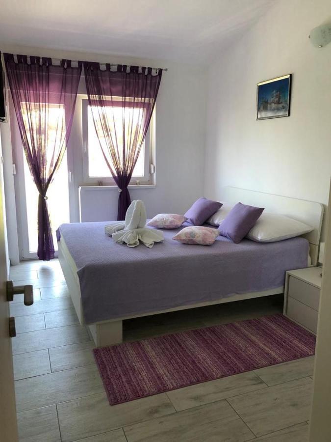 Apartmani Bolero - Obiteljski Odmor 沃迪切 外观 照片